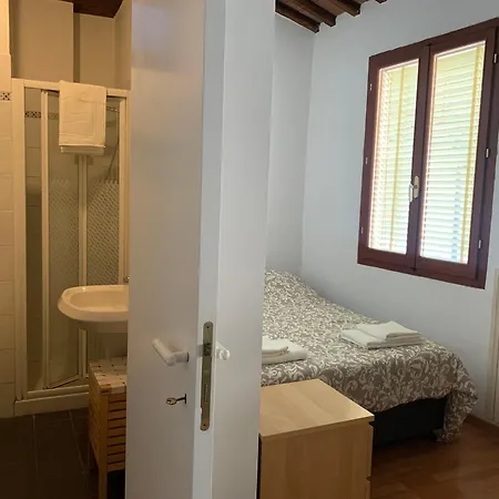 A Due Passi Da Piazza Apartment *